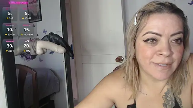 Snapshot of LIila28six chatting on January 2025 12:56:01 PM LIila28six online show from January 2025 12:56:01 PM