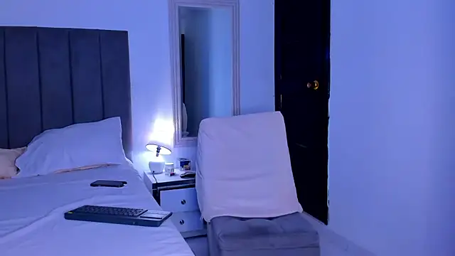 ethan brown  online show from October 2025 03:46:02 PM