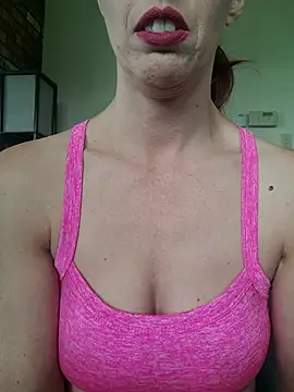 Snapshot of Adrina_Drake chatting on September 2025 11:17:01 PM Adrina Drake online show from September 2025 11:17:01 PM