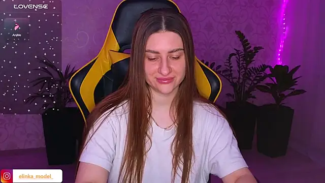 Elishka  online show from February 2025 05:52:02 PM