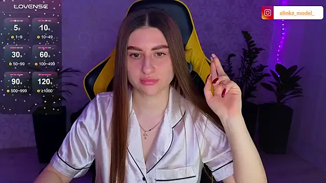 Elishka  online show from February 2025 06:08:02 PM