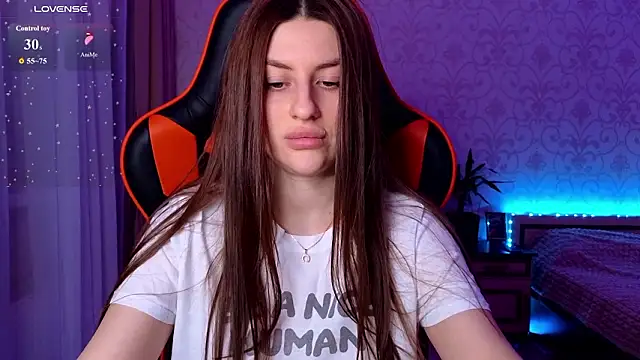 Elishka  online show from March 2026 09:32:02 PM