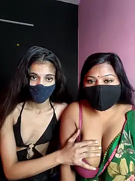 cutee  crazy online show from December 2025 01:28:01 PM