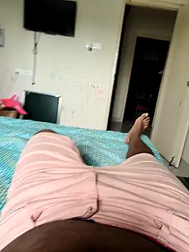 Snapshot of mkmony chatting on September 2025 10:39:02 AM mkmony online show from September 2025 10:39:02 AM