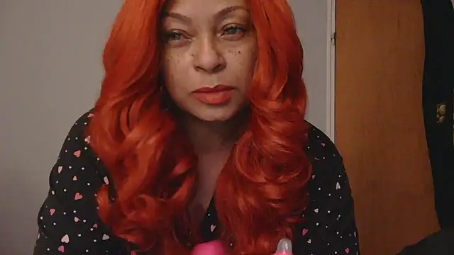 Snapshot of MSweetLindaParks chatting on October 2025 11:10:02 PM MSweetLindaParks online show from October 2025 11:10:02 PM