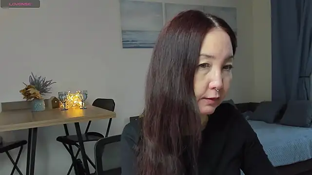 Snapshot of AvroraSakura chatting on January 2025 12:07:02 PM AvroraSakura online show from January 2025 12:07:02 PM