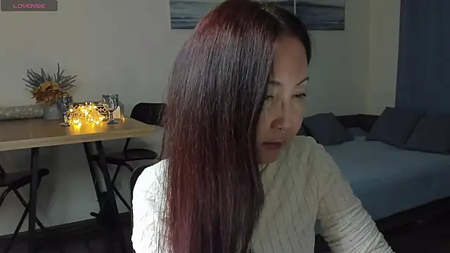 Snapshot of AvroraSakura chatting on January 2025 08:21:01 PM AvroraSakura online show from January 2025 08:21:01 PM