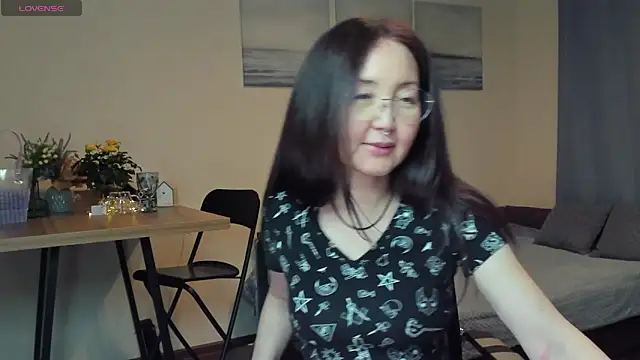 Snapshot of AvroraSakura chatting on February 2025 03:14:02 PM AvroraSakura online show from February 2025 03:14:02 PM