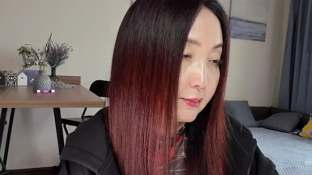 Snapshot of AvroraSakura chatting on September 2025 09:11:01 AM AvroraSakura online show from September 2025 09:11:01 AM