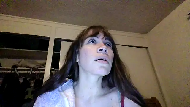 petitedoll29 online show from December 2024 01:26:01 AM