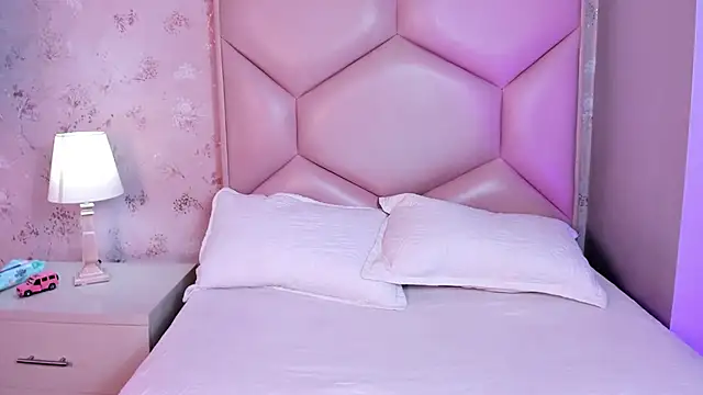 Snapshot of ambar_sullivan chatting on November 2025 11:36:02 AM ambar sullivan online show from November 2025 11:36:02 AM