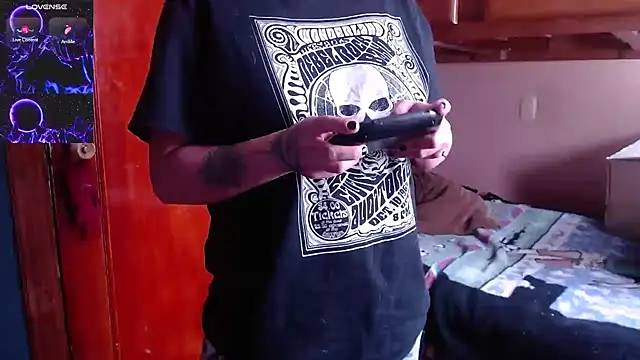 Marieblueeyes online show from December 2025 06:14:03 PM