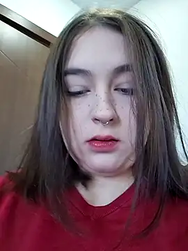 Yammy Yumi online show from November 2025 05:09:01 AM