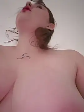 Yammy Yumi online show from December 2025 05:05:01 AM