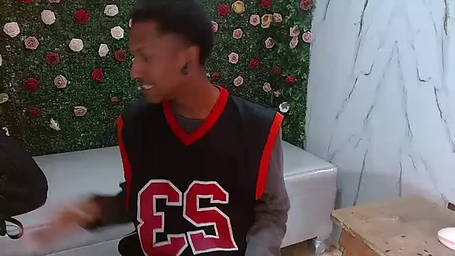 ManSant online show from February 2026 02:33:01 PM