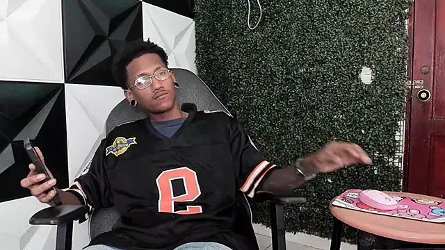 ManSant online show from April 2026 04:00:02 PM