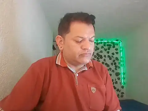 SexDiffrent online show from May 2026 02:57:02 PM