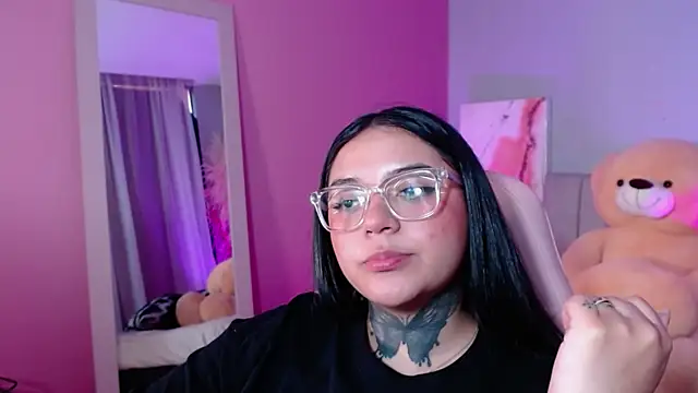 kim blake online show from January 2025 09:21:01 PM