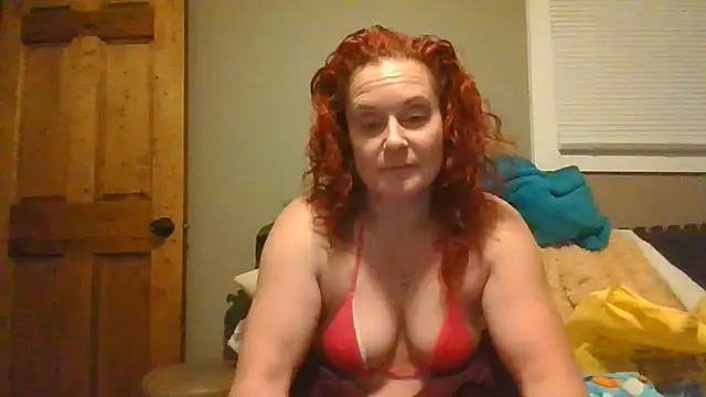 Snapshot of fitflamedragan chatting on May 2026 09:06:02 AM fitflamedragan online show from May 2026 09:06:02 AM