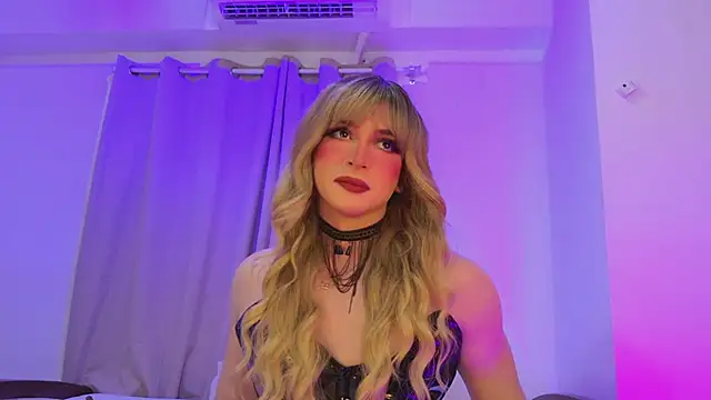 Snapshot of reginarose69 chatting on November 2025 03:45:02 PM reginarose69 online show from November 2025 03:45:02 PM