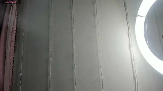 Snapshot of aly_nucita_ chatting on January 2025 01:11:01 AM aly nucita online show from January 2025 01:11:01 AM