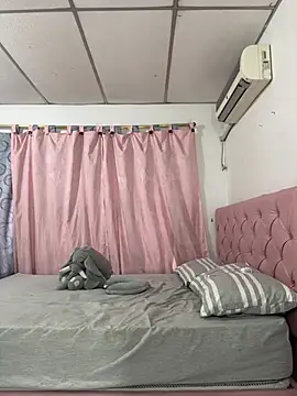 victoria 027 online show from April 2026 02:32:02 PM