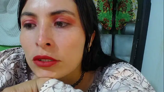 Alexandrasaenz online show from January 2025 11:54:01 PM