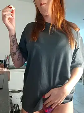 clara-francaise online show from October 2025 06:54:02 PM