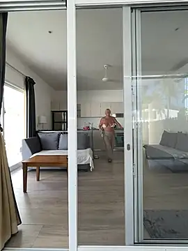 Patsylaboner online show from February 2026 01:45:01 PM