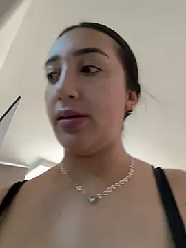 Snapshot of Hannahoff chatting on January 2025 09:19:01 PM Hannahoff online show from January 2025 09:19:01 PM