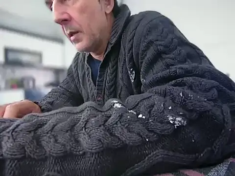 ALPHANDRE online show from December 2025 08:30:01 AM