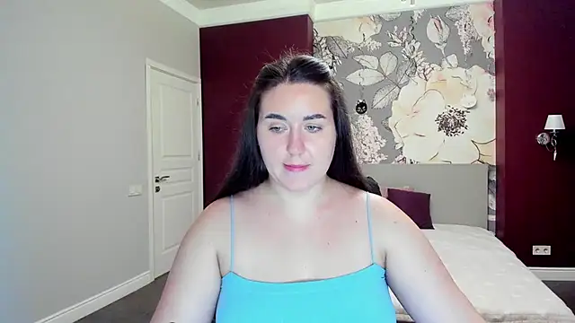 Snapshot of Roxie_Bradley chatting on October 2025 06:39:02 AM Roxie Bradley online show from October 2025 06:39:02 AM