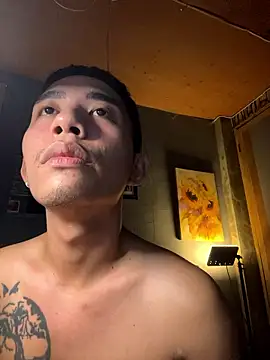 Snapshot of xlovercum chatting on January 2026 08:47:01 PM xlovercum online show from January 2026 08:47:01 PM