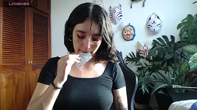 Snapshot of cat_salo chatting on December 2024 09:48:01 PM cat salo online show from December 2024 09:48:01 PM