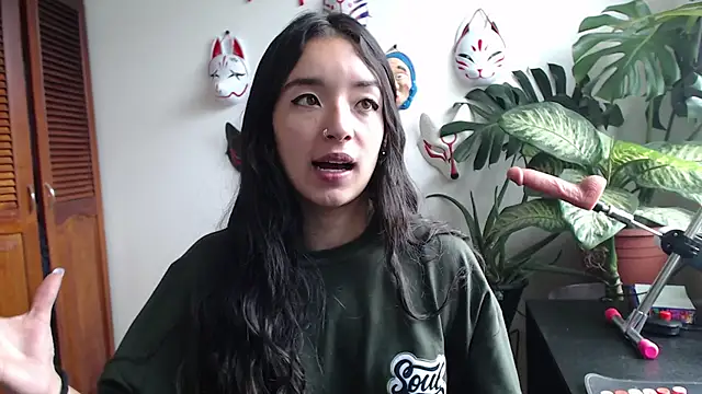 Snapshot of cat_salo chatting on January 2025 03:08:02 PM cat salo online show from January 2025 03:08:02 PM