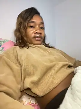  yisela  online show from October 2025 08:30:01 PM