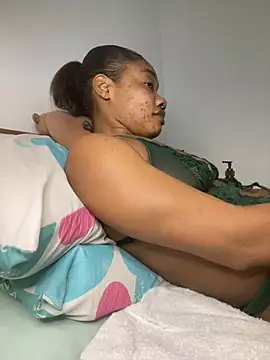  yisela  online show from April 2026 12:44:02 AM