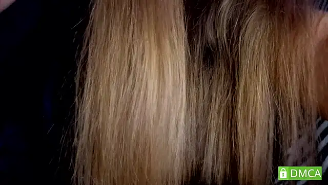 Snapshot of touch_me_bb chatting on December 2025 08:56:02 AM touch me bb online show from December 2025 08:56:02 AM