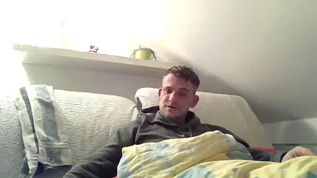 Cambitchboy online show from December 2024 05:47:02 PM