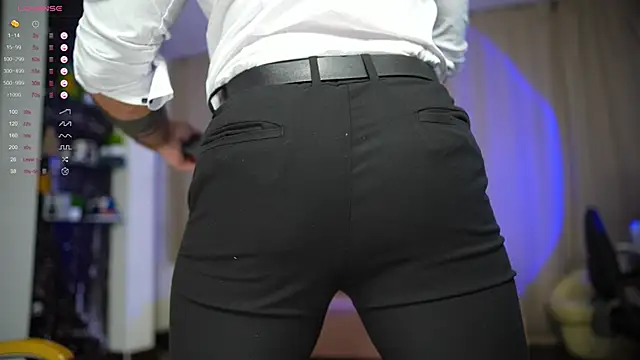 Snapshot of Demianblake chatting on March 2025 03:18:02 PM Demianblake online show from March 2025 03:18:02 PM