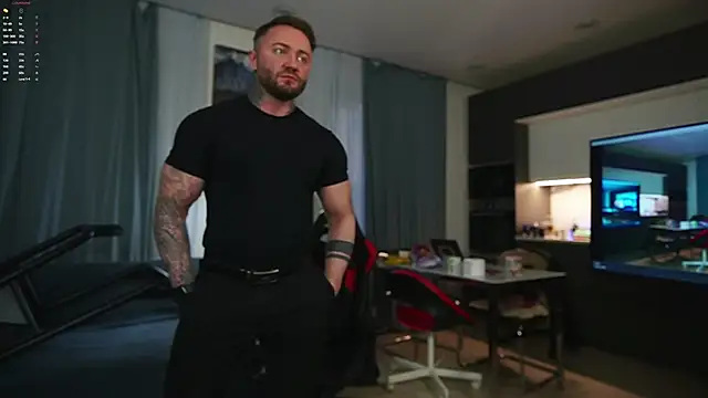 Demianblake online show from April 2026 04:04:02 PM