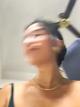 Snapshot of lady-rosse chatting on March 2025 03:18:02 PM lady-rosse online show from March 2025 03:18:02 PM