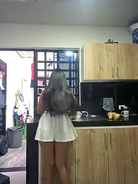 Snapshot of lady-rosse chatting on November 2025 03:34:01 PM lady-rosse online show from November 2025 03:34:01 PM