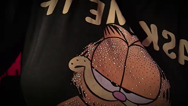 Snapshot of Laura_takint chatting on February 2025 04:03:02 PM Laura takint online show from February 2025 04:03:02 PM