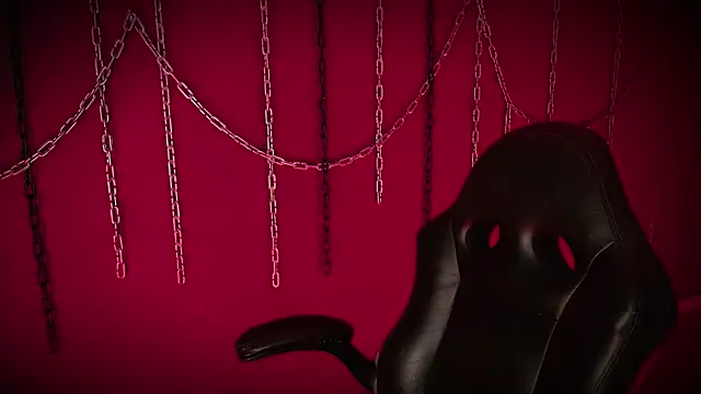 Snapshot of Laura_takint chatting on March 2025 04:09:02 PM Laura takint online show from March 2025 04:09:02 PM