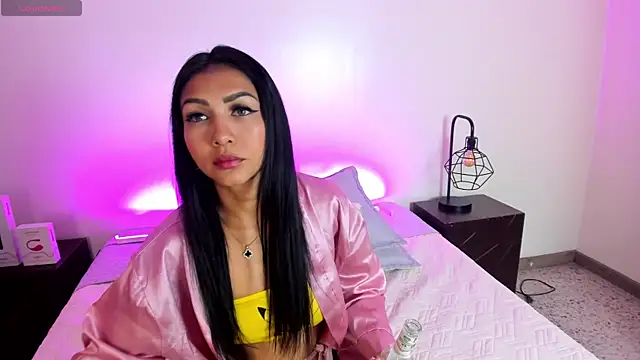 Snapshot of Tracy_lambo chatting on September 2025 05:09:02 AM Tracy lambo online show from September 2025 05:09:02 AM