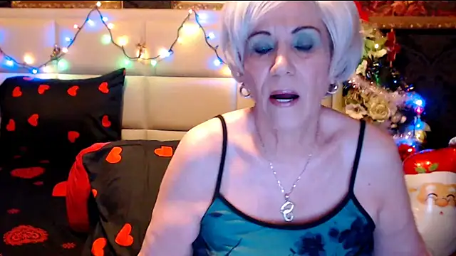 HappyWomanOn online show from December 2024 05:15:01 PM