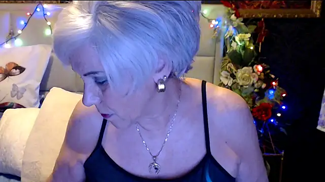 HappyWomanOn online show from January 2025 07:37:01 PM