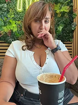 AnneKane online show from July 2026 10:18:01 AM