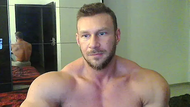 muscularkevin online show from December 2024 01:32:01 PM